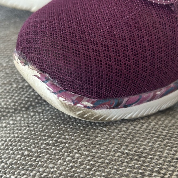 Skechers Women's Maroon and Pink Sneakers - Picture 5 of 7